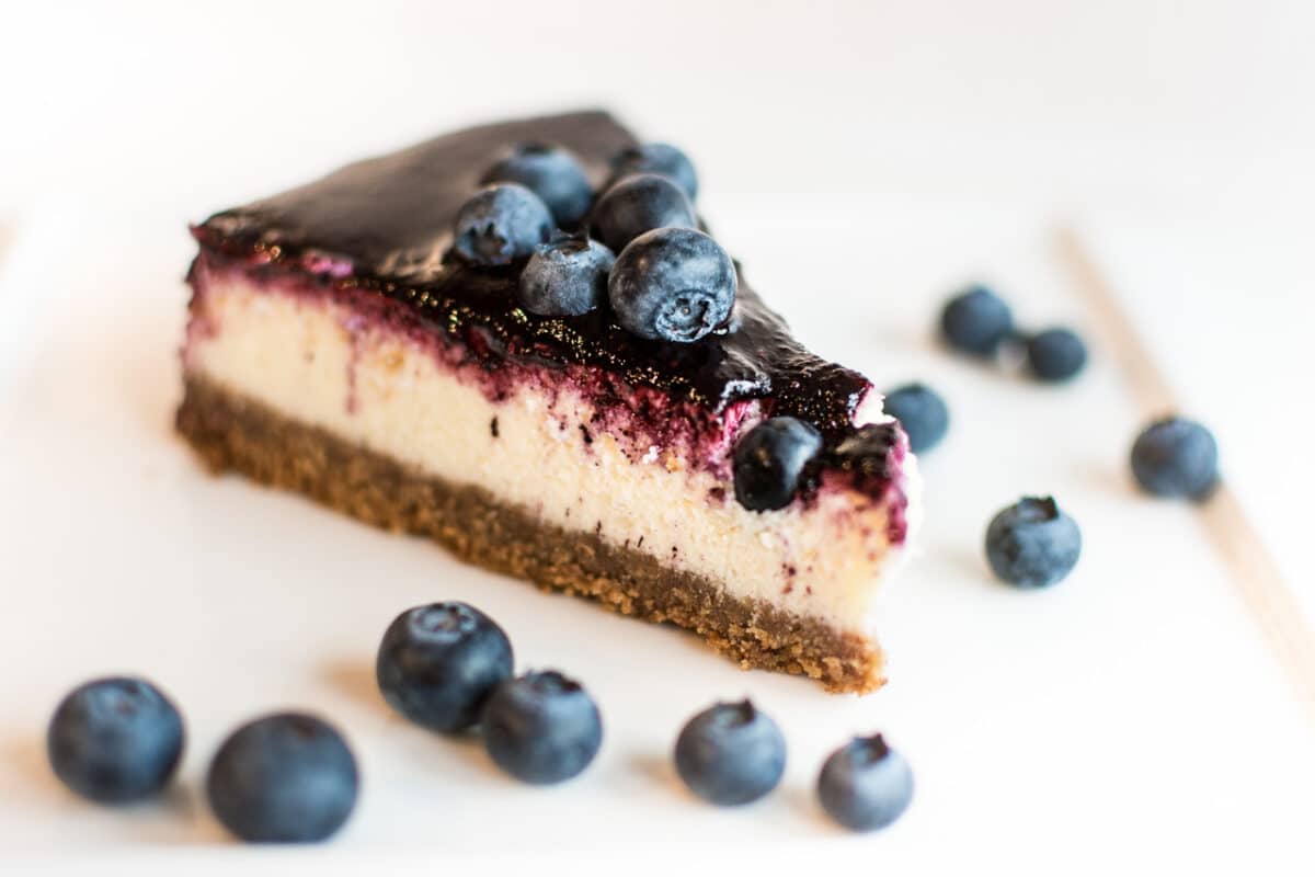 Isländischer Skyr-Cheesecake mit Blaubeertopping - Moose around the world