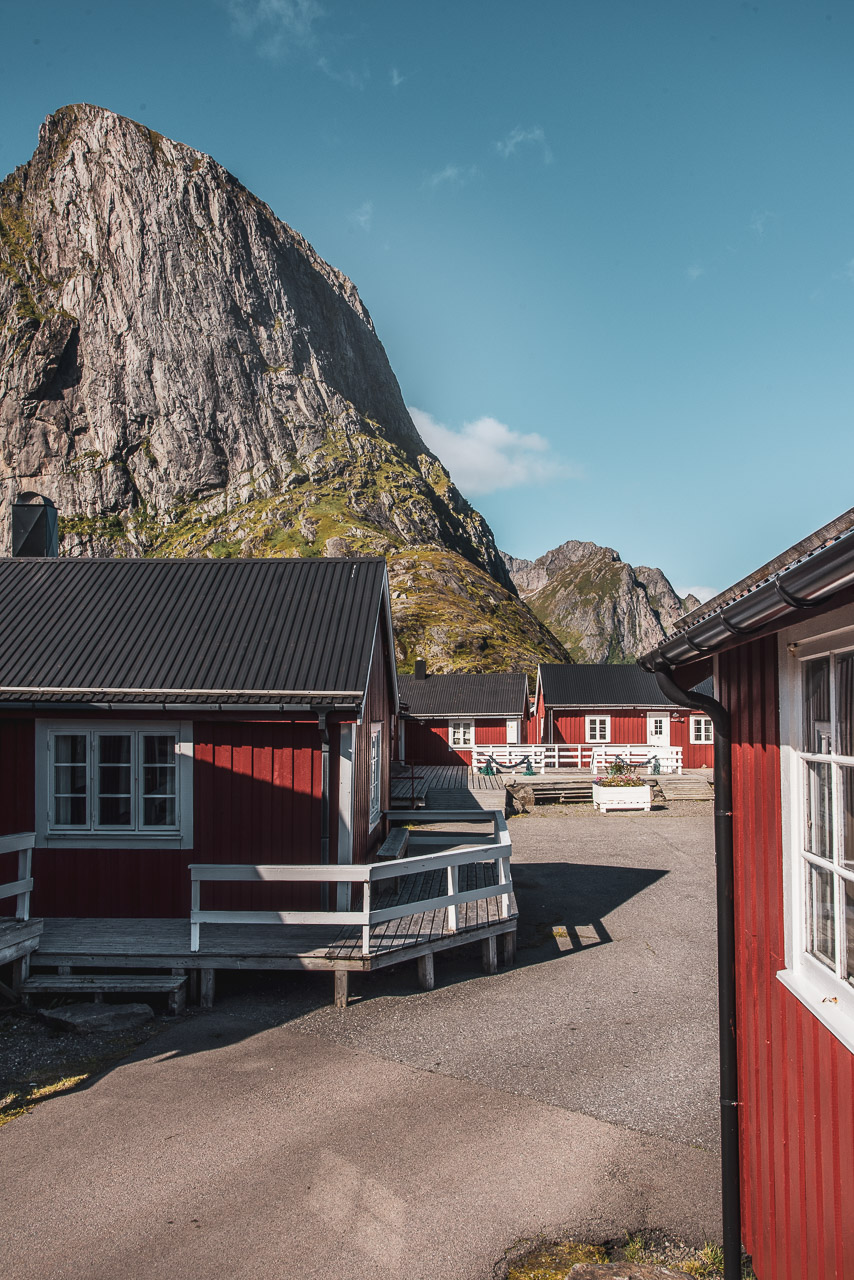 Eliassen Rorbuer Reine Hamnoy Lofoten Norwegen Unterkunft Familie