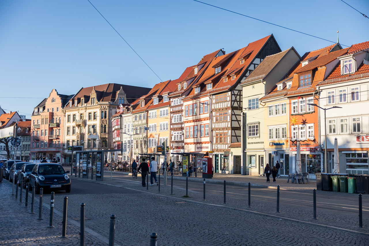 Erfurt Domplatz mit Kindern